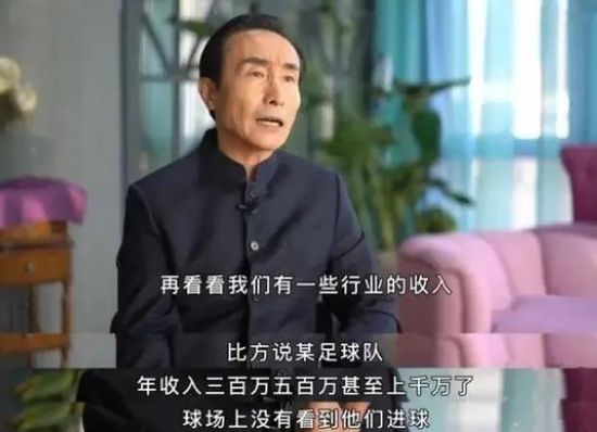 所幸的是，很长时间以来，我第一次有了重要的轮换人员，看到他们俩都复出回到阵容当中很高兴，但我们需要为球队做出正确的决定。